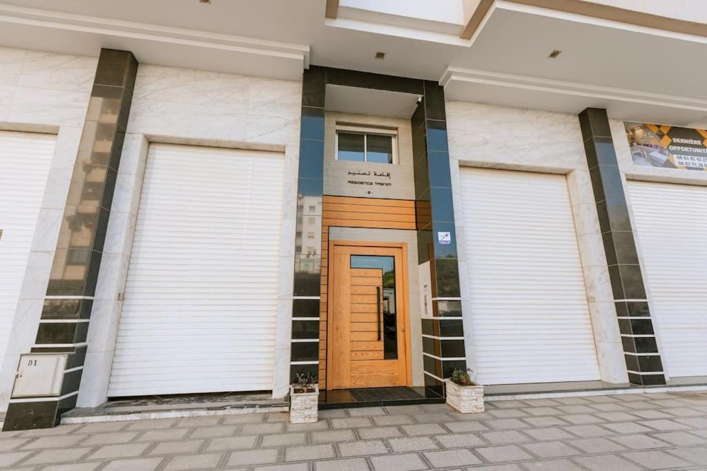 Central 2-Bedrooms Near Beach & Dining Tânger Exterior foto